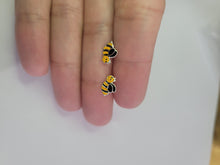Load image into Gallery viewer, Bee Earrings